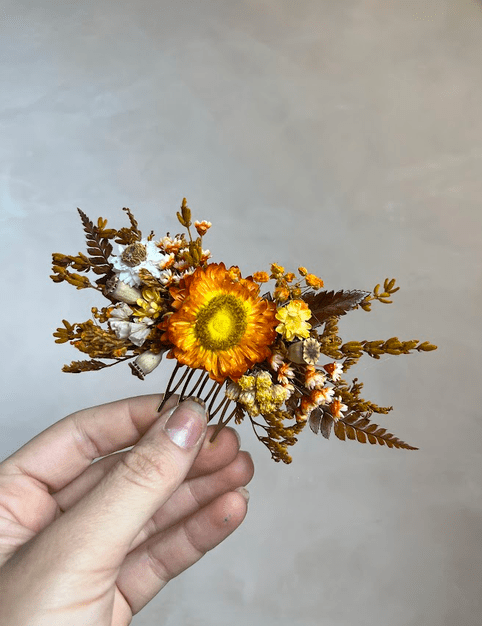 Terracotta Dried Flower Hair Comb | Fall Rustic Wedding – handmade floral hair accessory by magaela