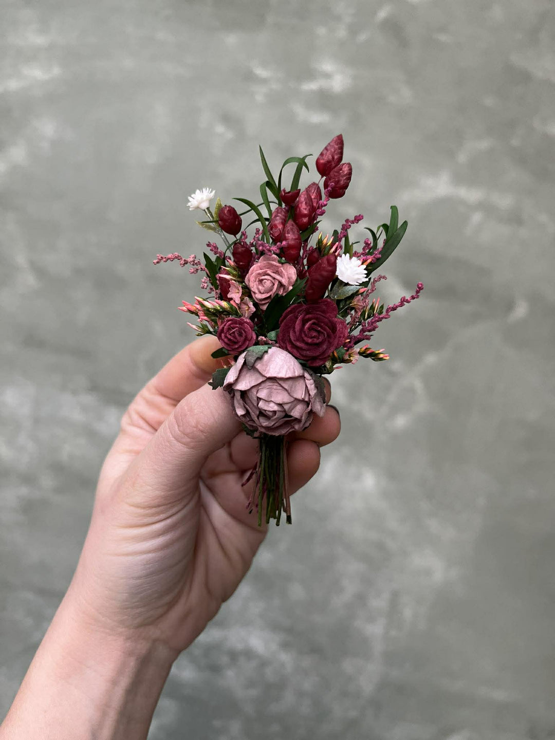 Magenta Boho Boutonniere: Rustic Wedding Groom Accessory – handmade floral hair accessory by magaela