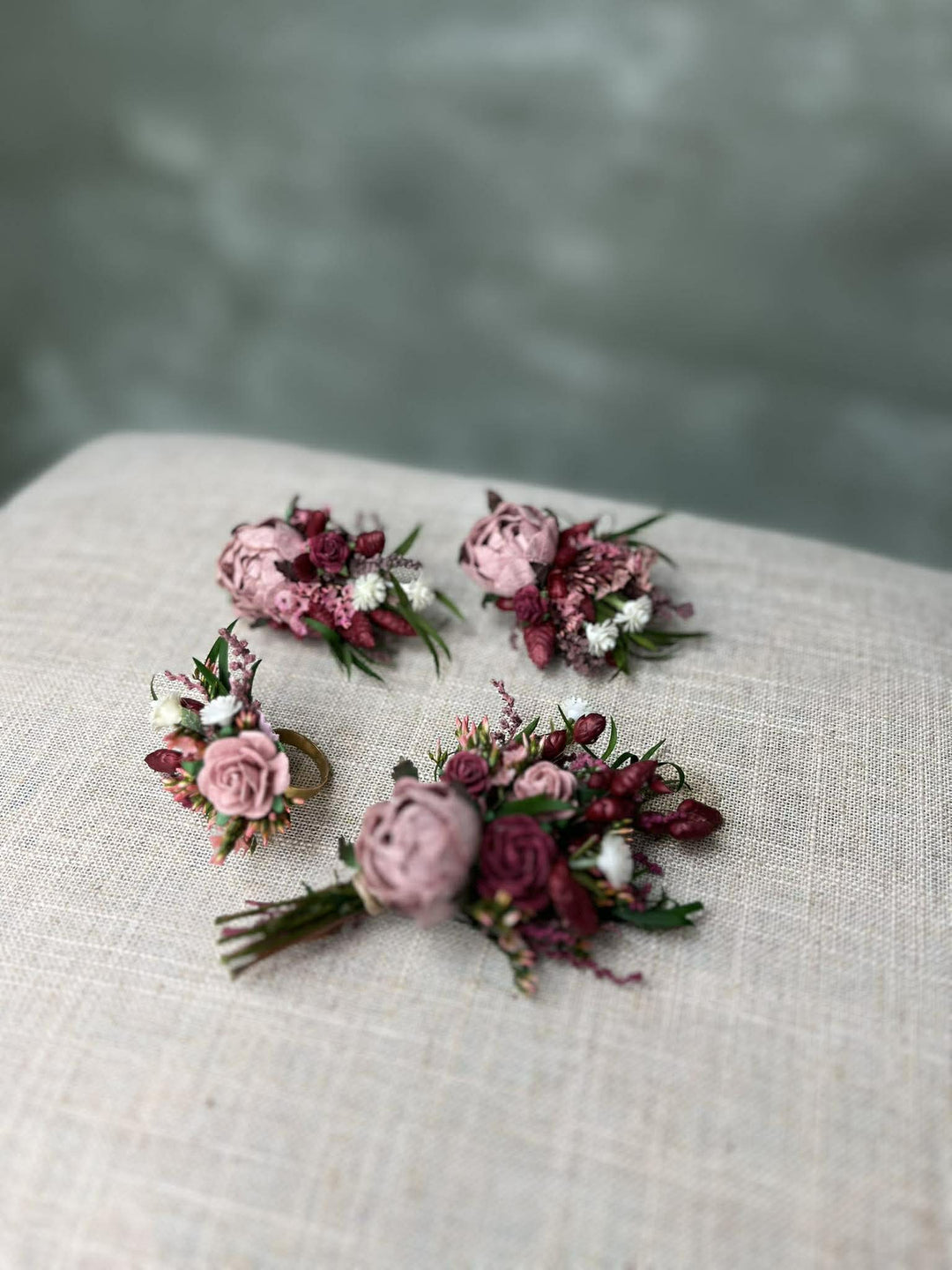 Magenta Flower Ring: Boho Frida Style Floral Jewelry – handmade floral hair accessory by magaela