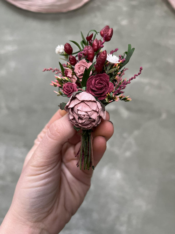Magenta Boho Boutonniere: Rustic Wedding Groom Accessory – handmade floral hair accessory by magaela