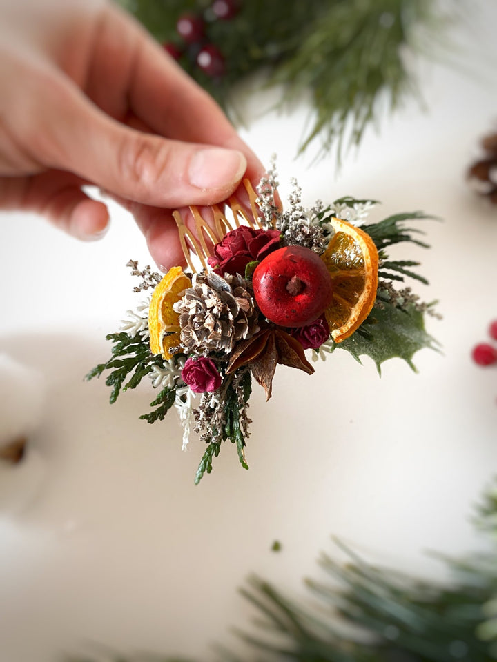 Christmas Floral Hair Comb | Burgundy Roses and Orange Details – handmade floral hair accessory by magaela