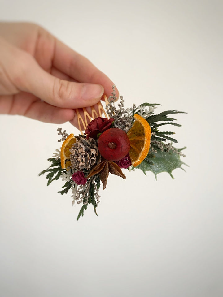 Christmas Floral Hair Comb | Burgundy Roses and Orange Details – handmade floral hair accessory by magaela