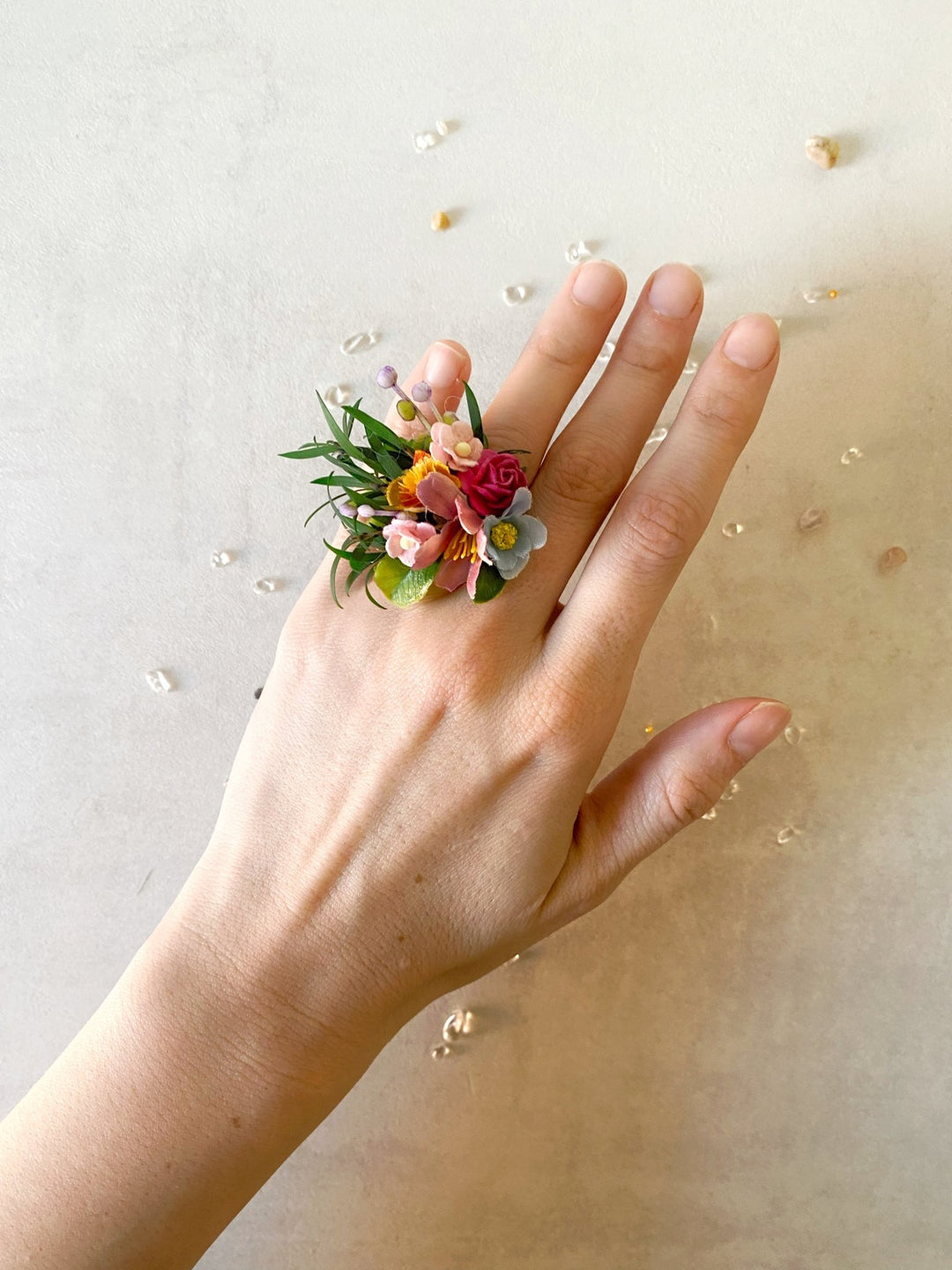 Colorful Wildflower Ring: Handmade Adjustable Flower Ring with Preserved Leaves – handmade floral hair accessory by magaela