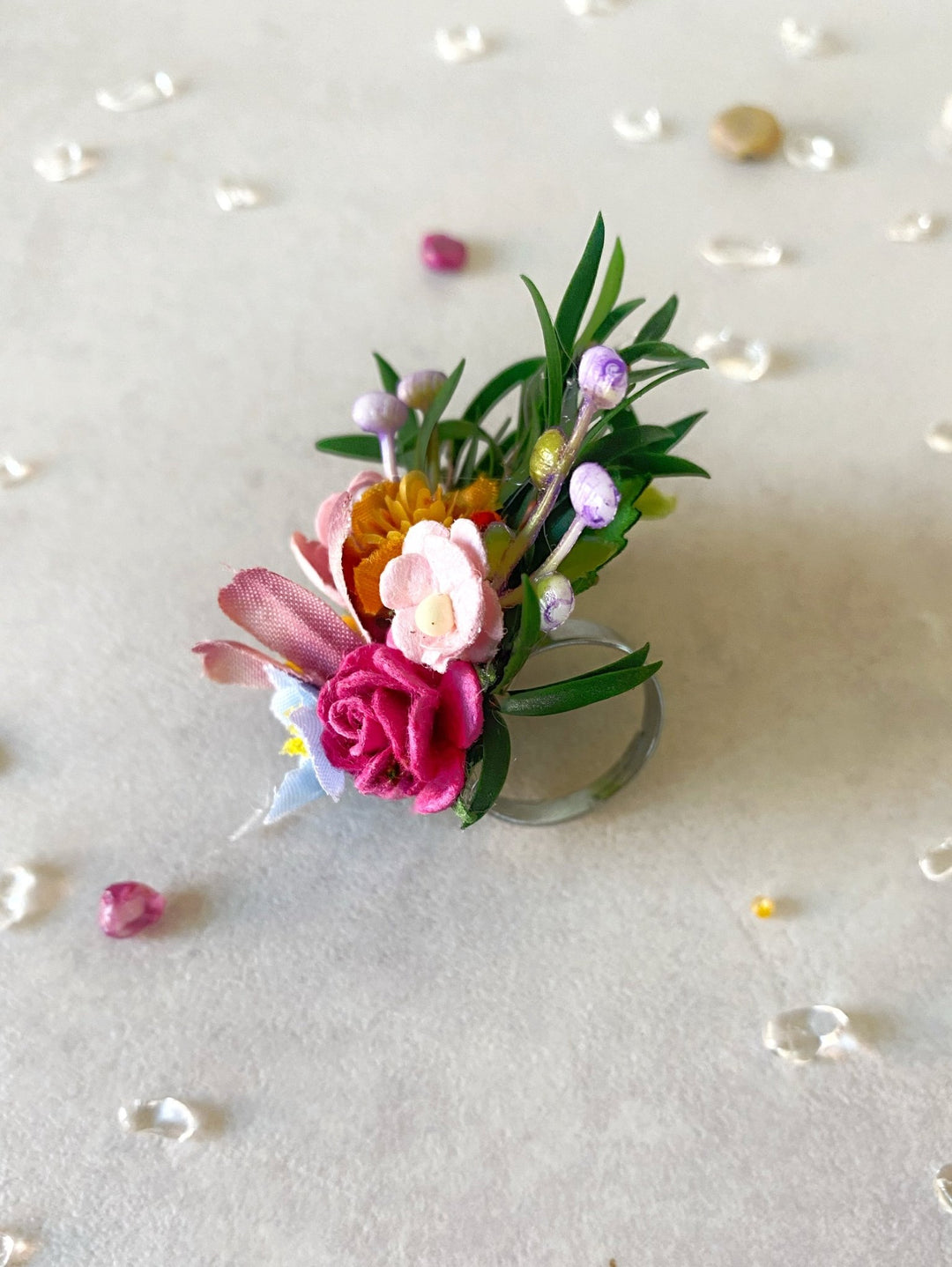 Colorful Wildflower Ring: Handmade Adjustable Flower Ring with Preserved Leaves – handmade floral hair accessory by magaela
