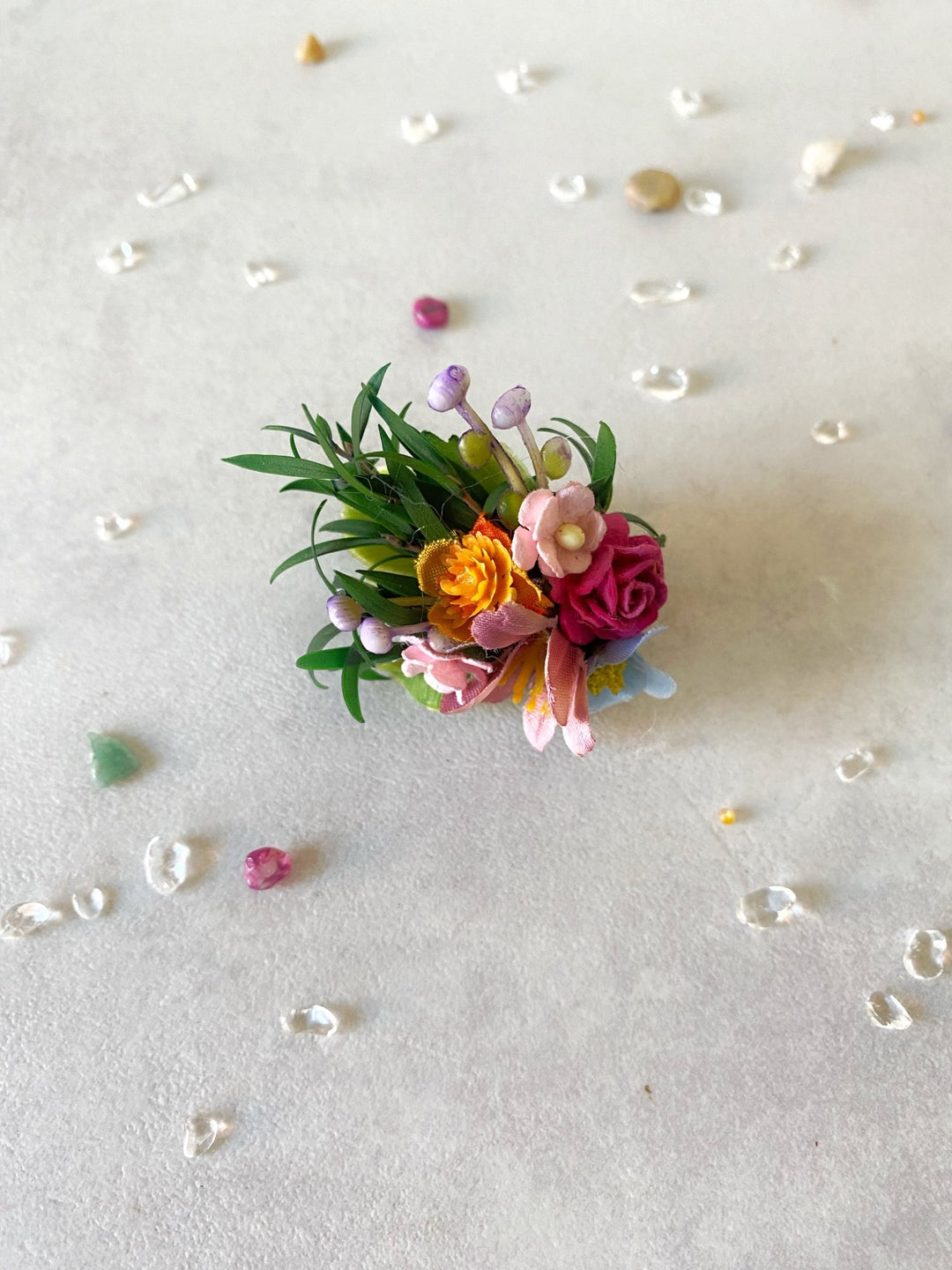 Colorful Wildflower Ring: Handmade Adjustable Flower Ring with Preserved Leaves – handmade floral hair accessory by magaela