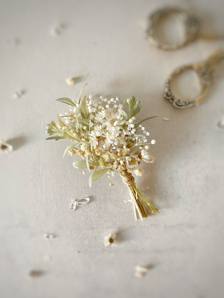 Bridal Boutonniere – Gypsophila and Ixodia Wedding Boutonniere – handmade floral hair accessory by magaela