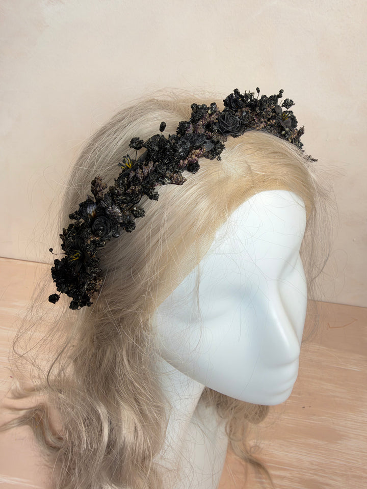 Zartes schwarzes Blumen-Stirnband | Schwarze Kollektion