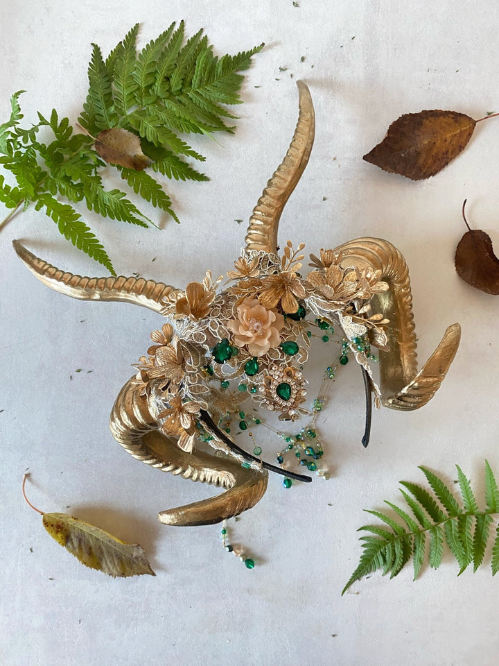 Glam woodland gold - green horns crown: magical accesory for fantasy ball – handmade floral hair accessory by magaela