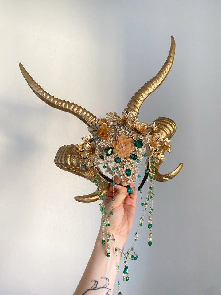 Glam woodland gold - green horns crown: magical accesory for fantasy ball – handmade floral hair accessory by magaela