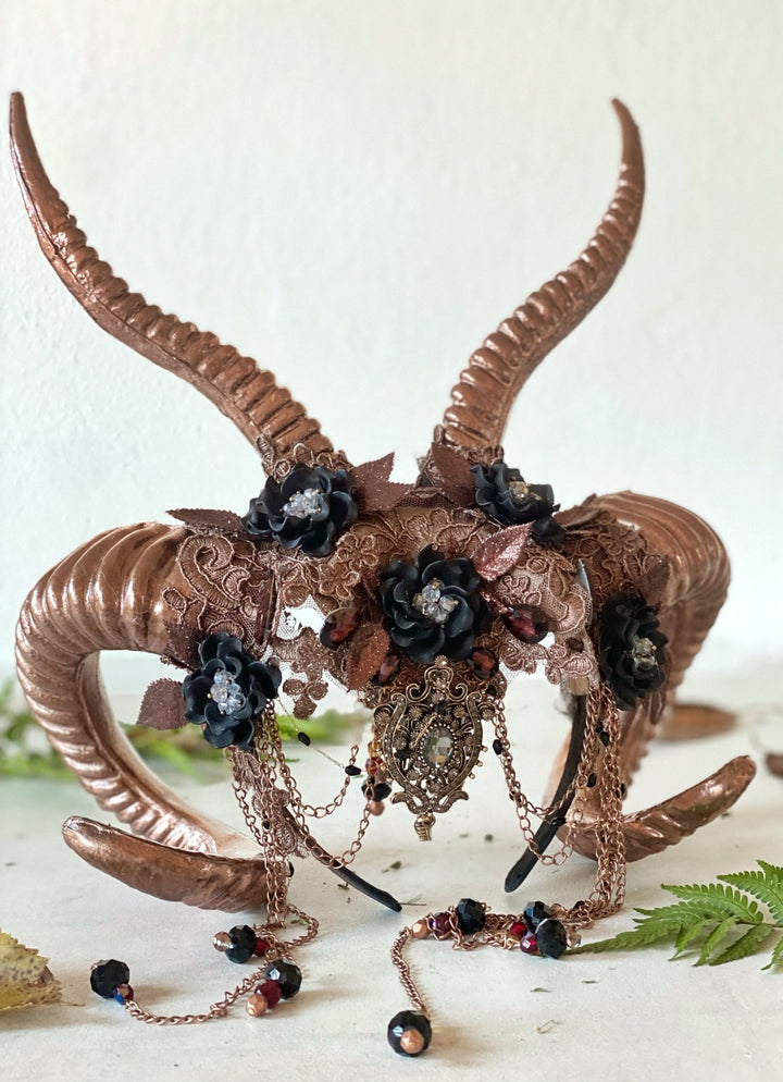 Glam woodland bronze - black horns crown: magical accesory for fantasy ball – handmade floral hair accessory by magaela