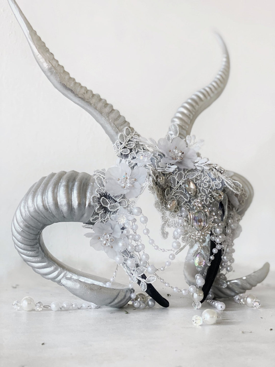 Glam silver horns crown: magical accesory for fantasy ball – handmade floral hair accessory by magaela