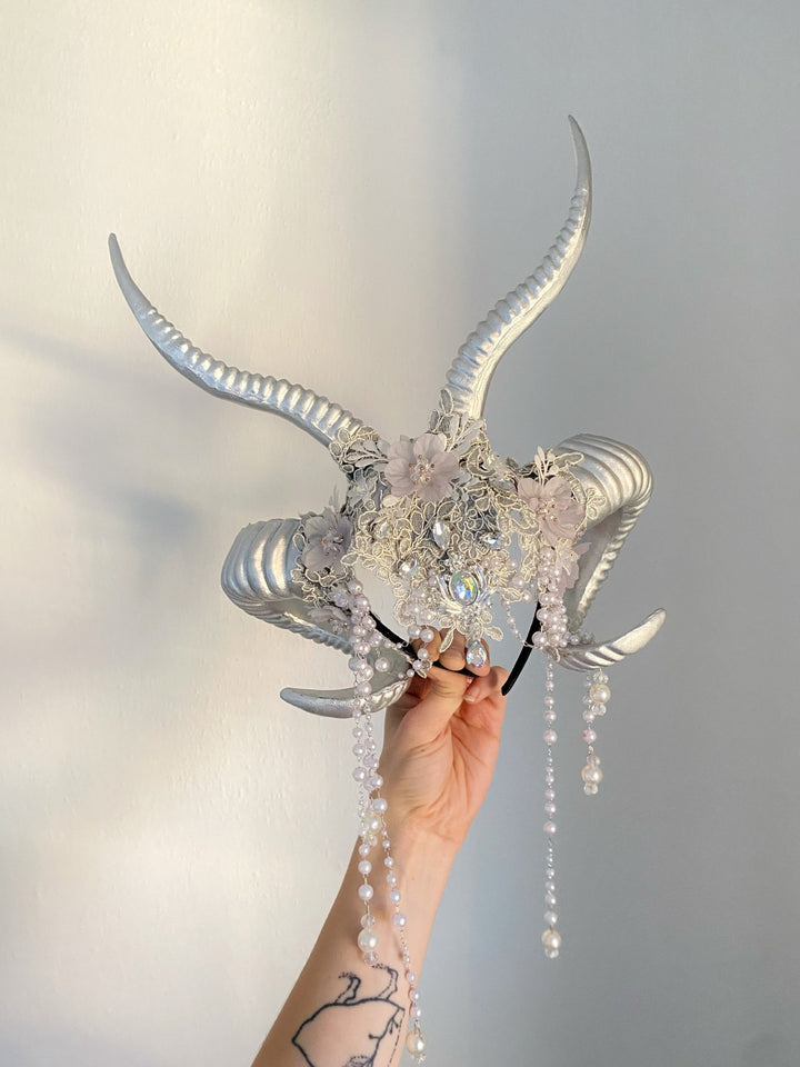 Glam silver horns crown: magical accesory for fantasy ball – handmade floral hair accessory by magaela