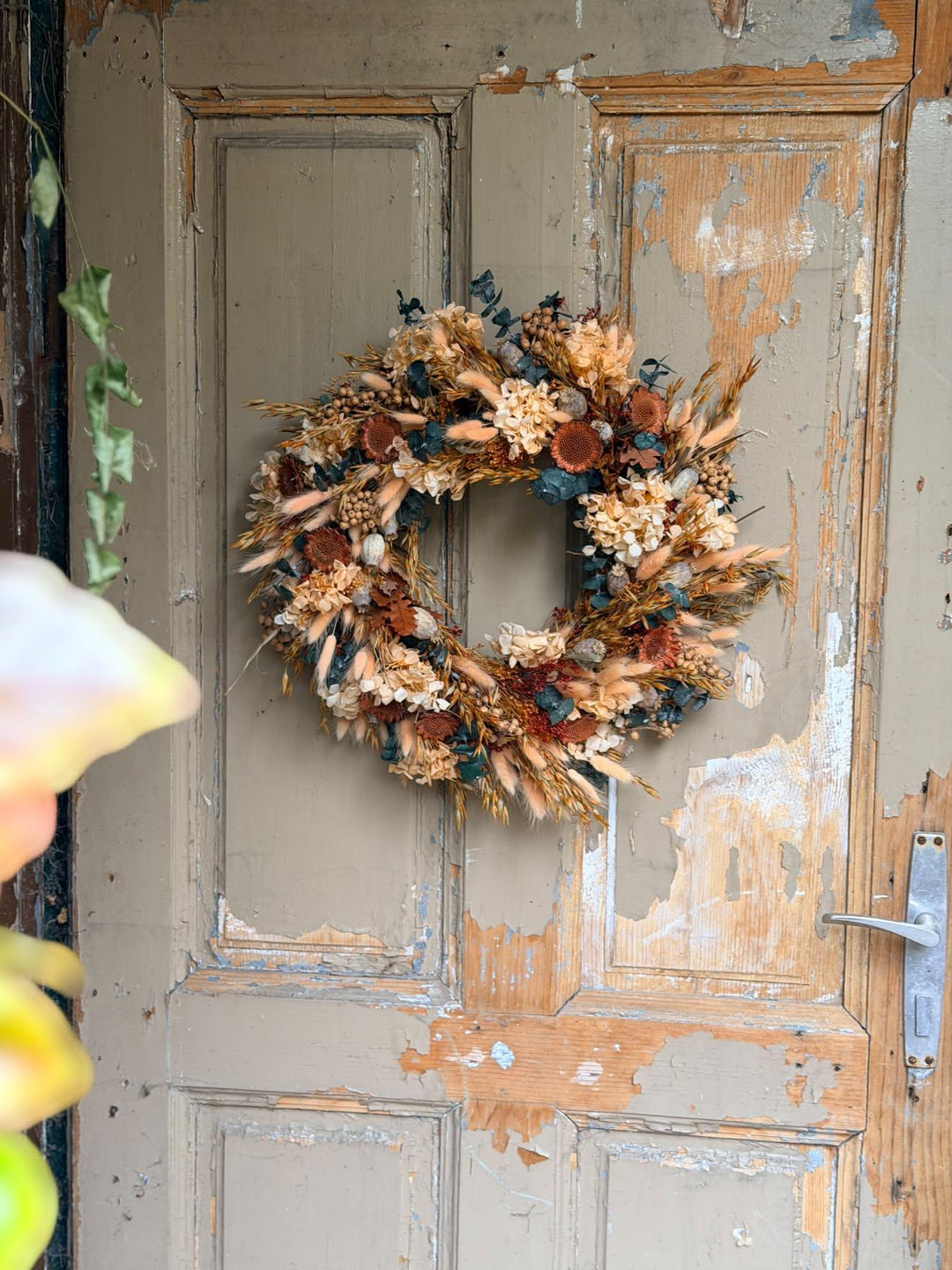 Natural Autumn Door Wreath with Hydrangea and Eucalyptus, 45 cm – handmade floral hair accessory by magaela