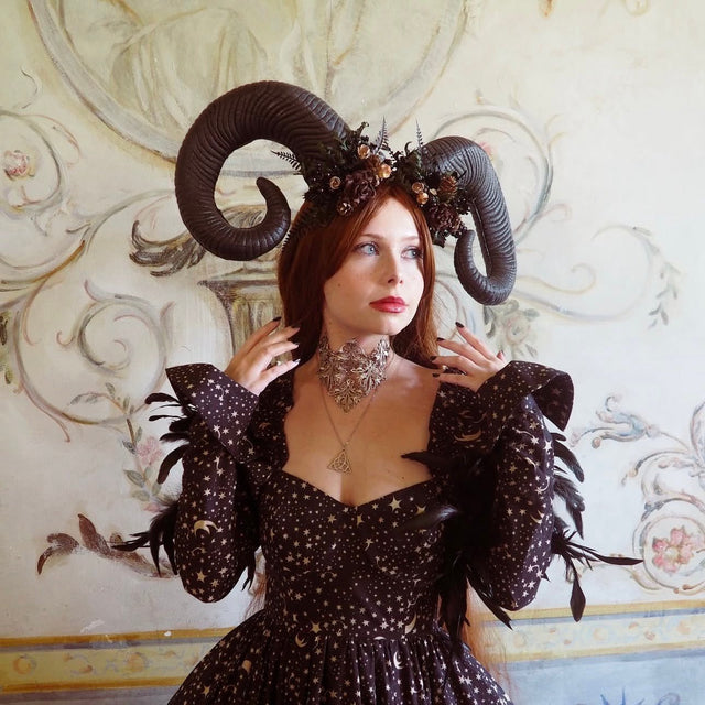 Woodland Horned Crown – Mutton Horn Headband | Fairycore & Pagan Headpiece – handmade floral hair accessory by magaela