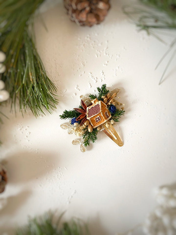 Christmas house hair clip: festive hair accessories for (not only) kids – handmade floral hair accessory by magaela