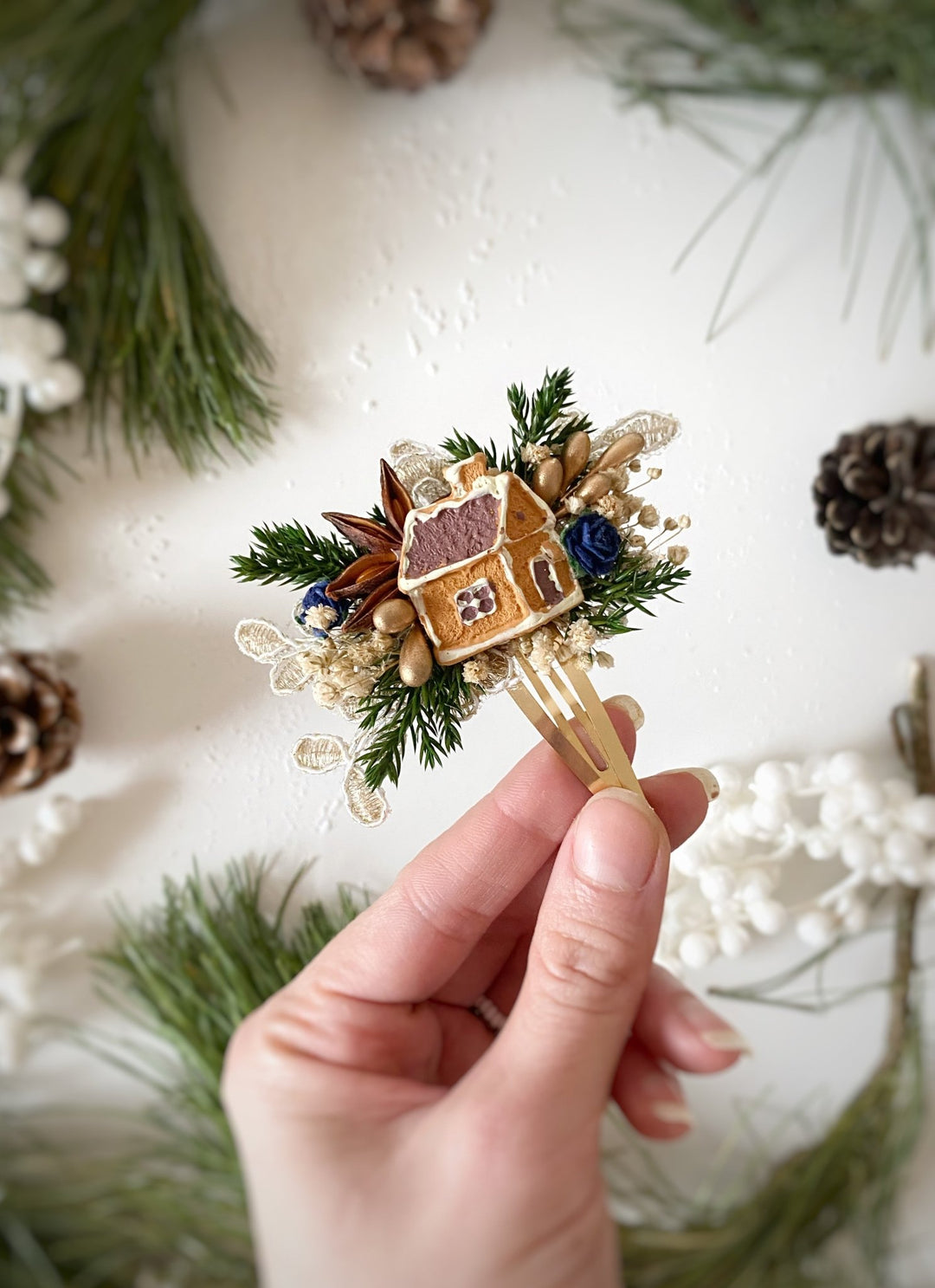 Christmas house hair clip: festive hair accessories for (not only) kids – handmade floral hair accessory by magaela