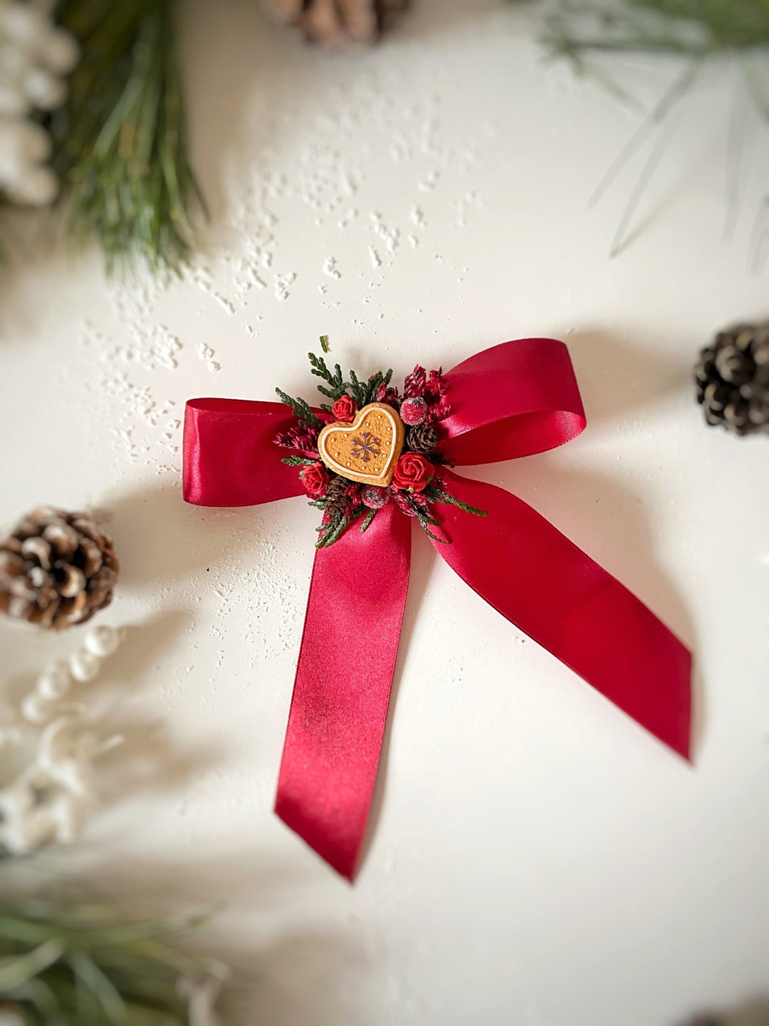 Christmas red hair bow with gingebread heart: matching set for mom and daughter – handmade floral hair accessory by magaela