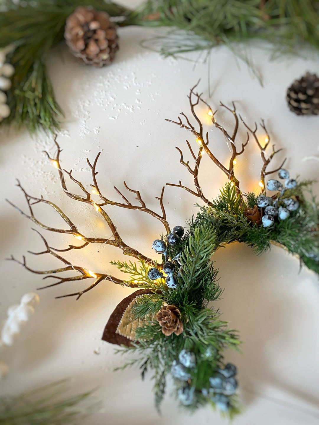 Christmas Reindeer Antler Headband: Woodland blueberries with lights – handmade floral hair accessory by magaela