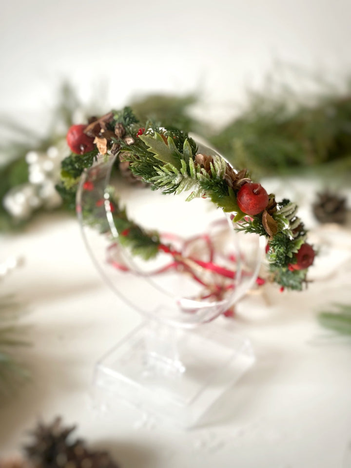Christmas Hair Wreath with apples and spice: Woodland Winter Headpiece – handmade floral hair accessory by magaela
