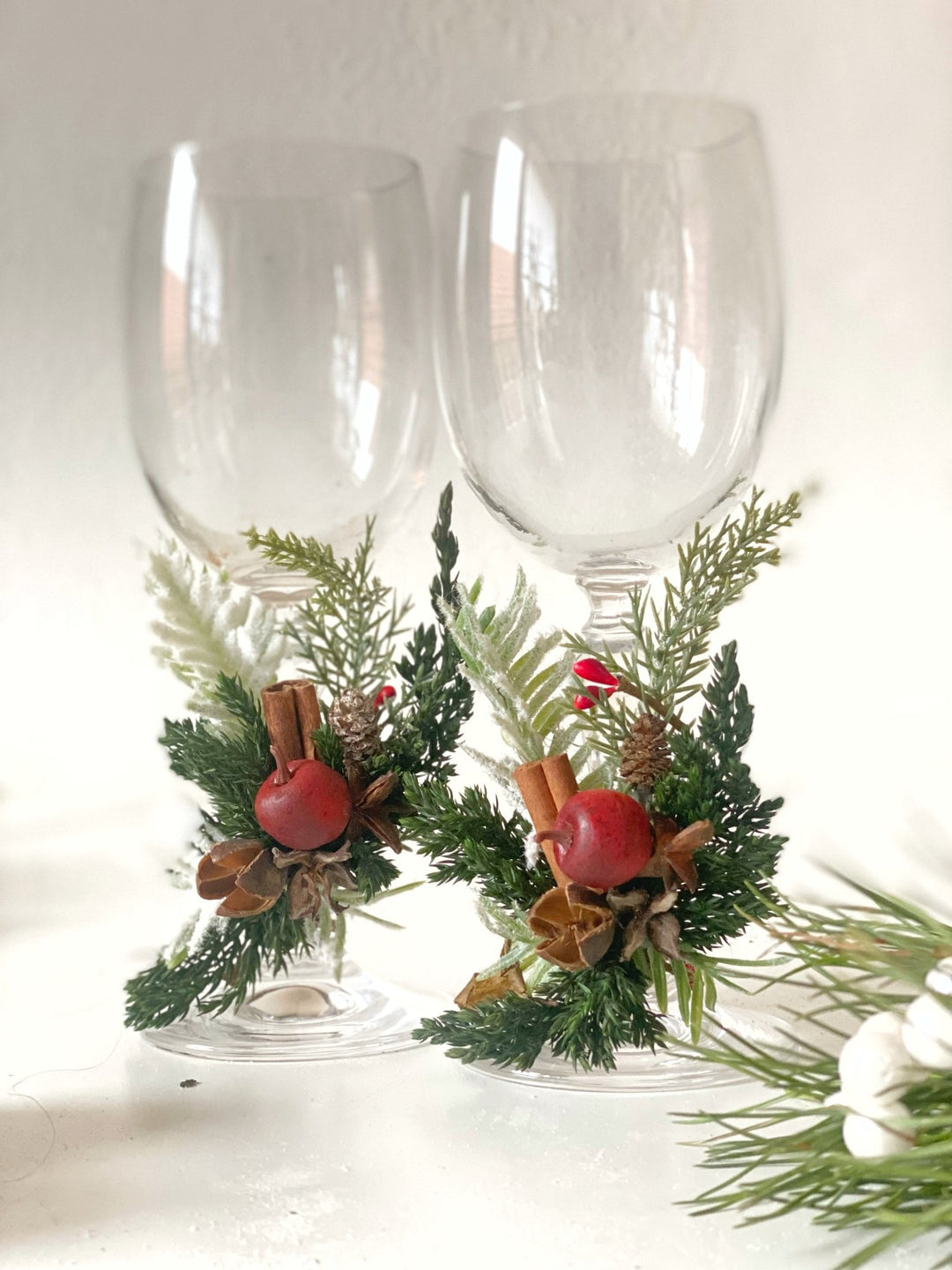 Christmas glass decorations: accessory for festive table setting – handmade floral hair accessory by magaela