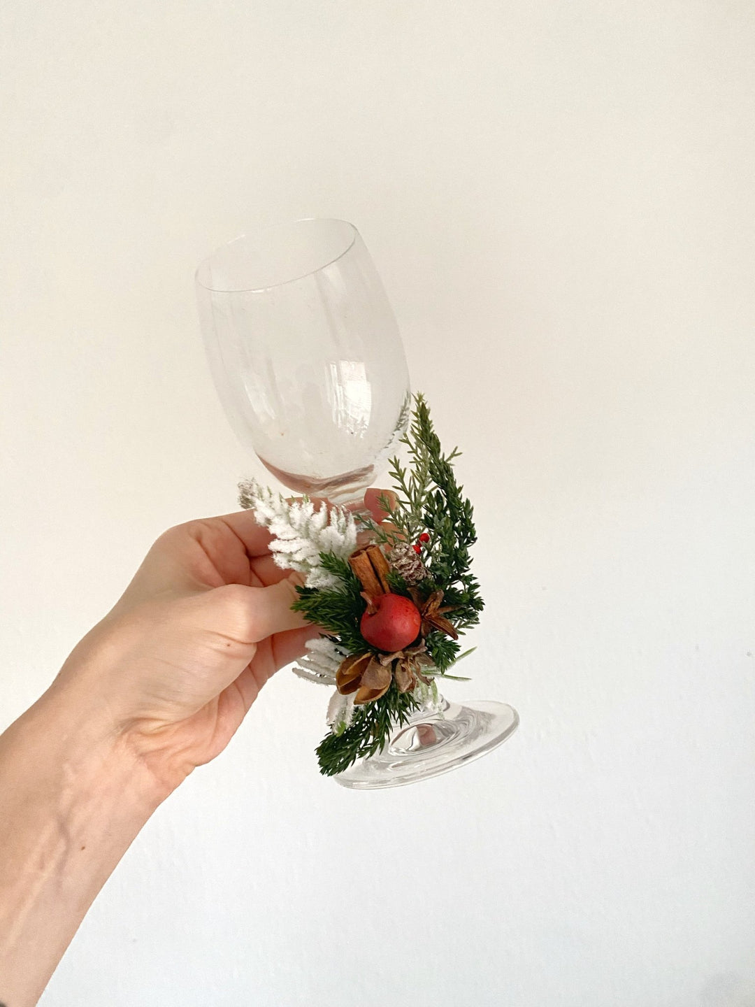 Christmas glass decorations: accessory for festive table setting – handmade floral hair accessory by magaela