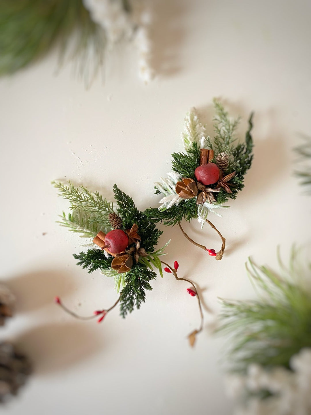 Christmas glass decorations: accessory for festive table setting – handmade floral hair accessory by magaela