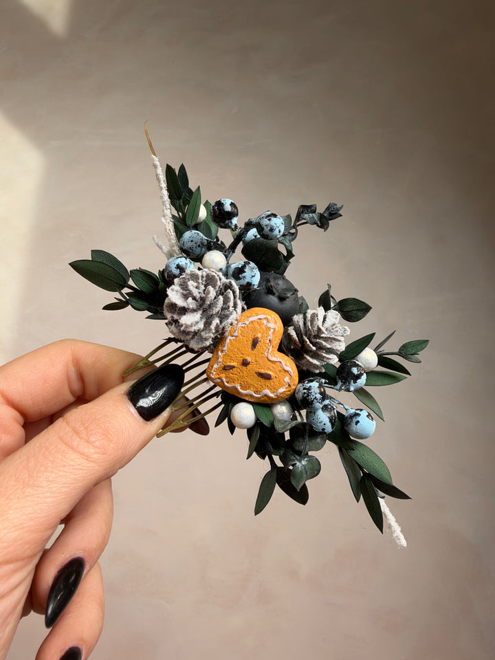 Gingerbread Heart Christmas Hair Comb | Blueberry Woodland