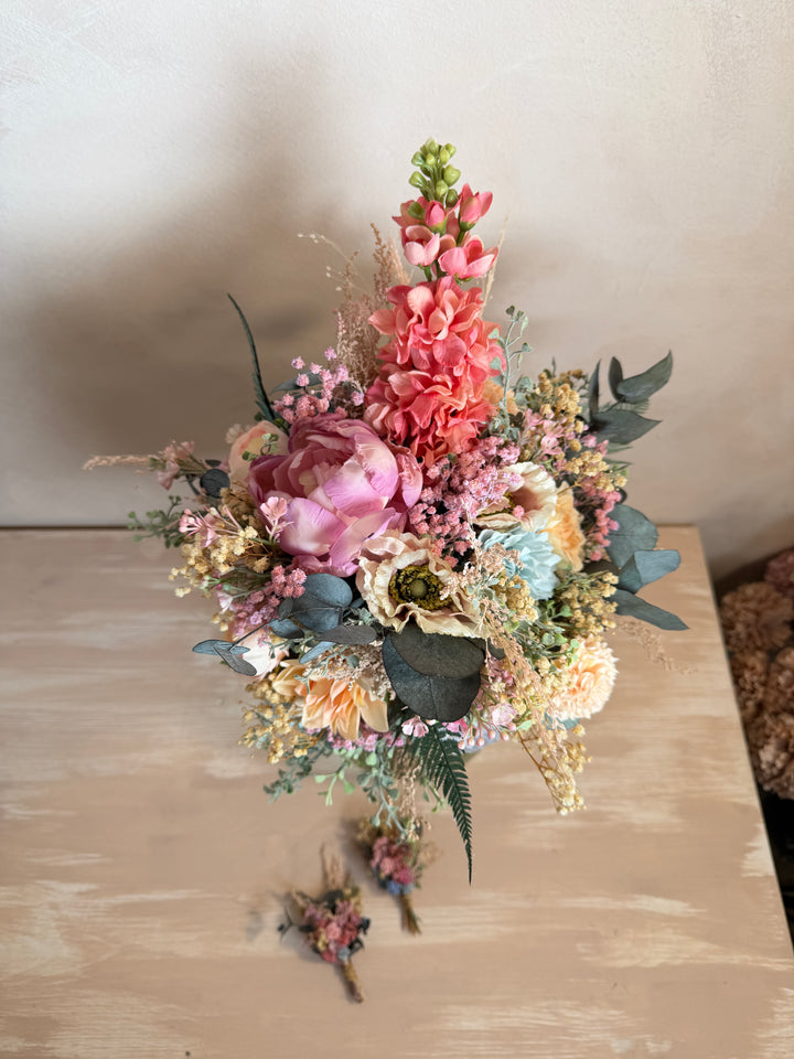 Wedding Boutonnières for the Groom & Best Man – Lisa