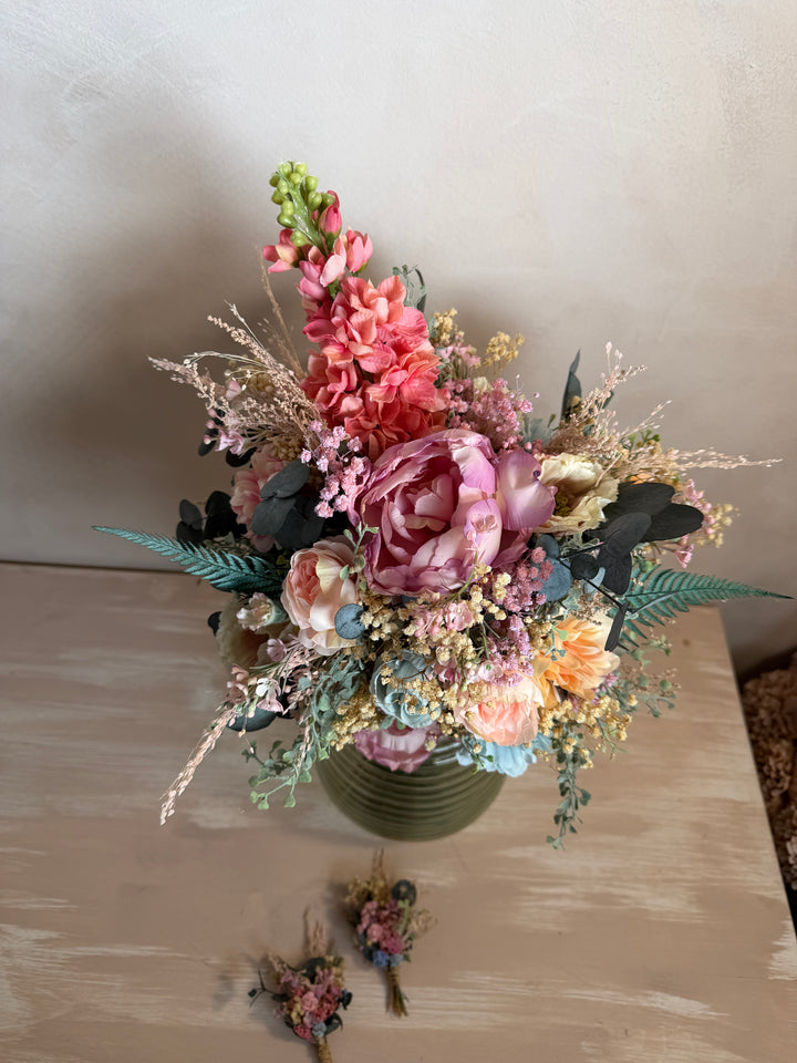Wedding Boutonnières for the Groom & Best Man – Lisa