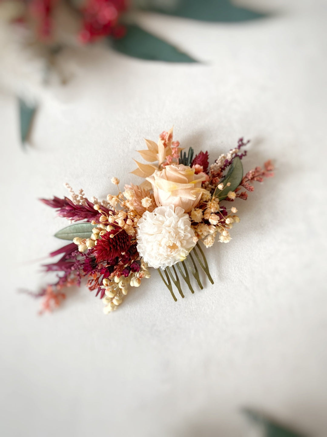 Dried Flower Hair Comb for Fall Wedding | Rose, Dahlia, Ruscus and Gypsophila – handmade floral hair accessory by magaela