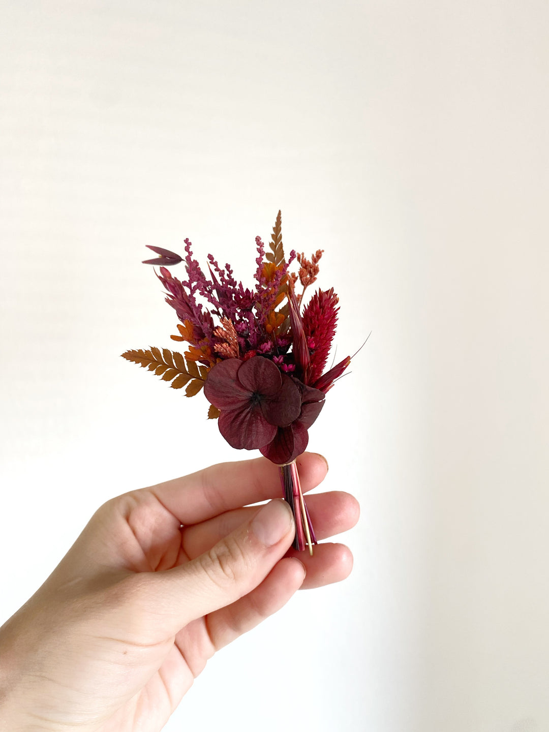 Natural Hydrangea and Lavender Boutonniere | Groom Wedding Accessory