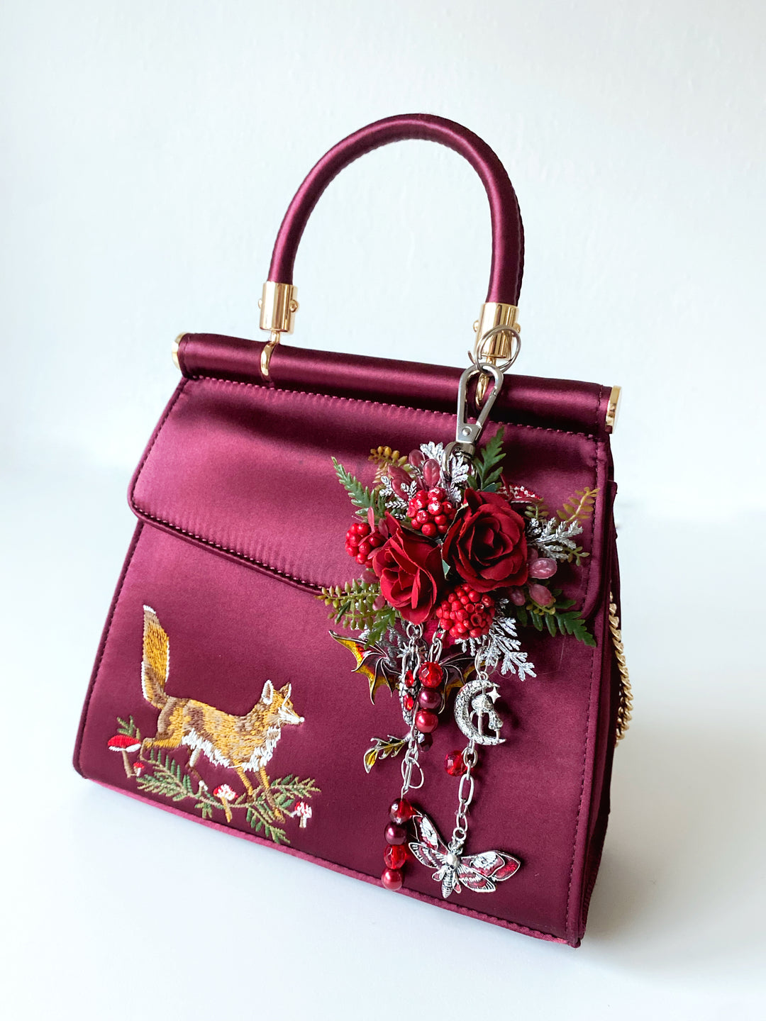 Crimson Dragon Garten-Taschenanhänger mit Schmetterling | Einzigartiges Originalstück