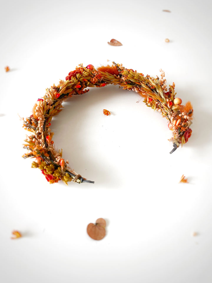 Fall Bridal Half Wreath with Dried Flowers, Textile Flower and Berries in Rust and Orange