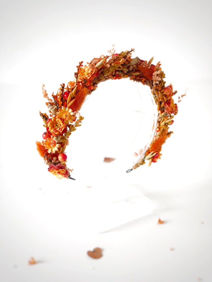 Fall Bridal Half Wreath with Dried Flowers, Textile Flower and Berries in Rust and Orange