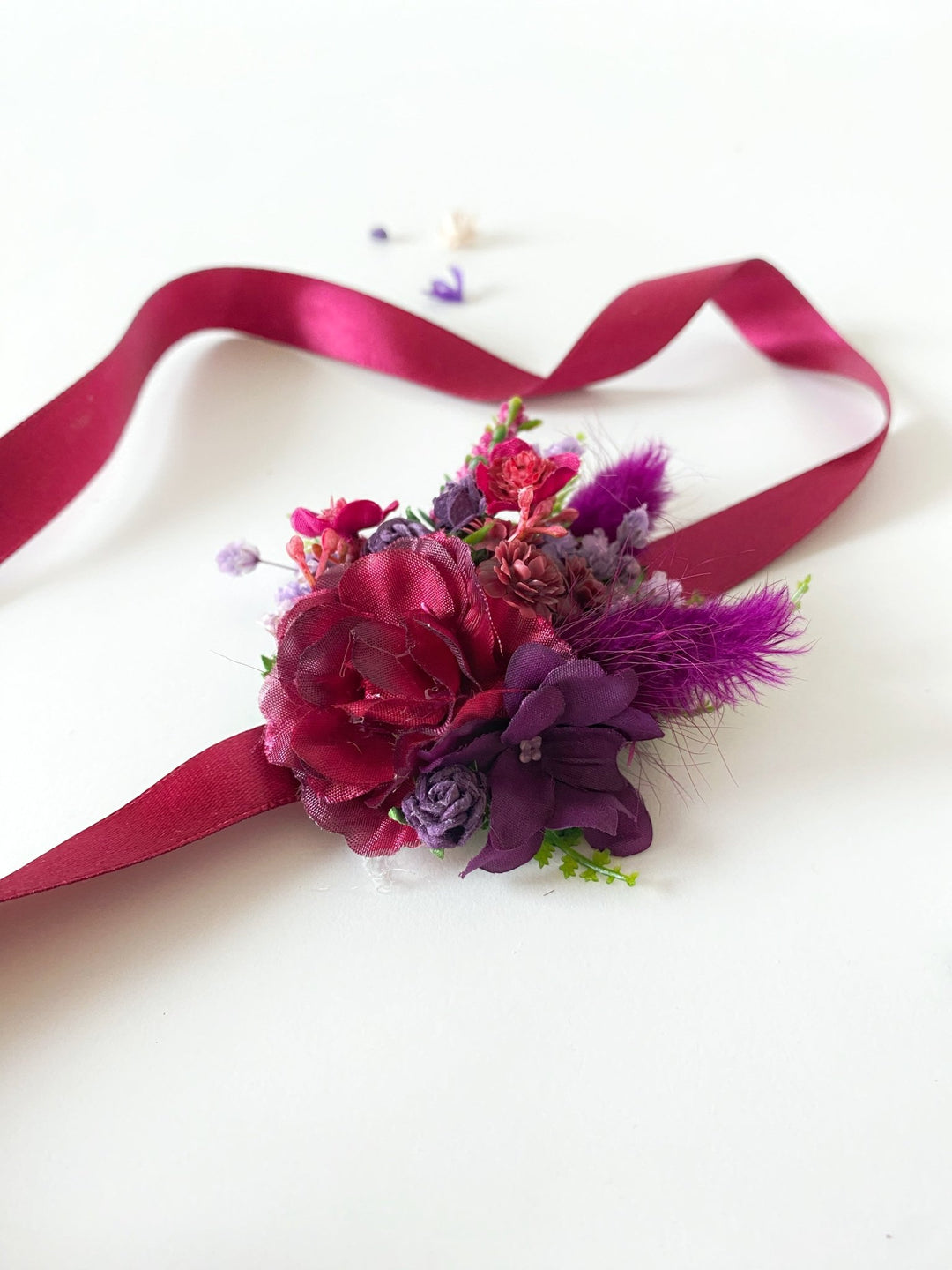 Purple and burgundy wedding flower set: bracelet, earrings in two sizes and boutonniere for groom – handmade floral hair accessory by magaela
