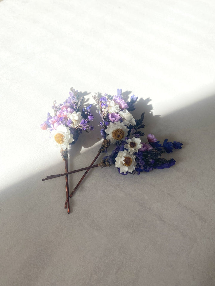 Lavender and White Gixie Flower Bobby Pins | Bridal Hair Accessory – handmade floral hair accessory by magaela