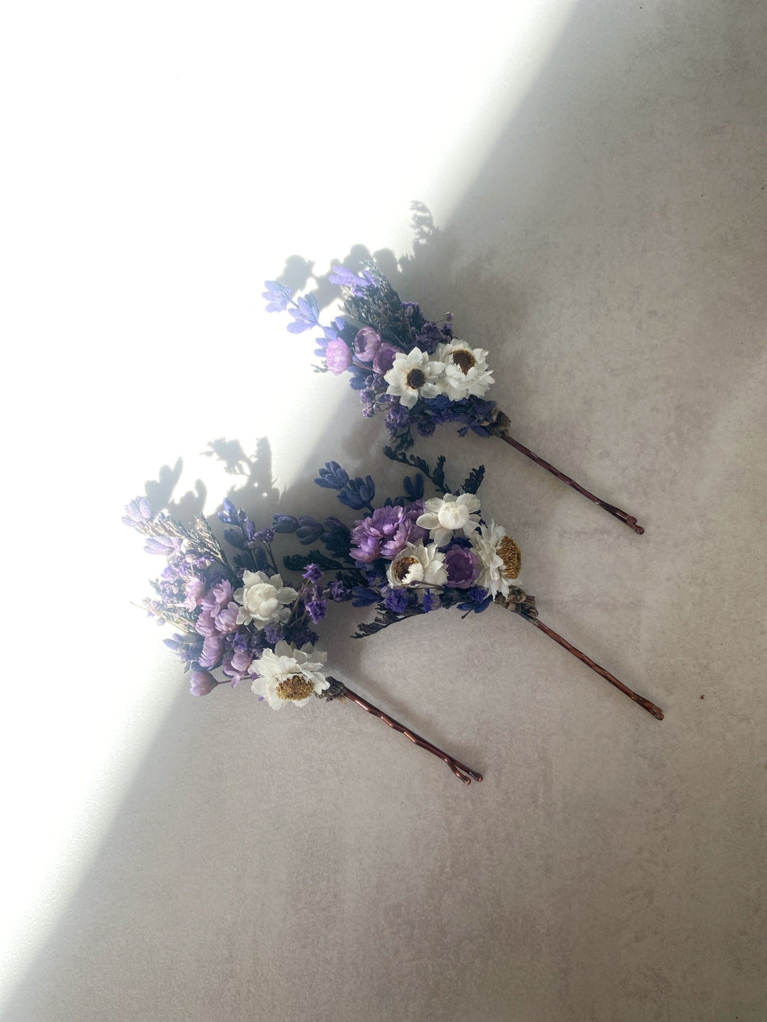 Lavender and White Gixie Flower Bobby Pins | Bridal Hair Accessory – handmade floral hair accessory by magaela