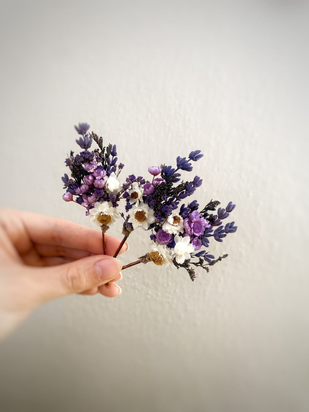 Lavender and White Gixie Flower Bobby Pins | Bridal Hair Accessory – handmade floral hair accessory by magaela