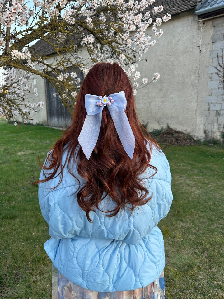 Blue Floral Bow Hair Clip with Daisies – Romantic Wedding Hair Bow, Something Blue Bridal Hair Accessory – handmade floral hair accessory by magaela