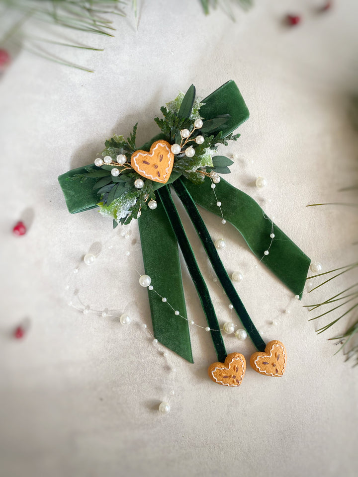 Green Christmas Hair Bow | Gingerbread Hearts and Optional Pearl Veil