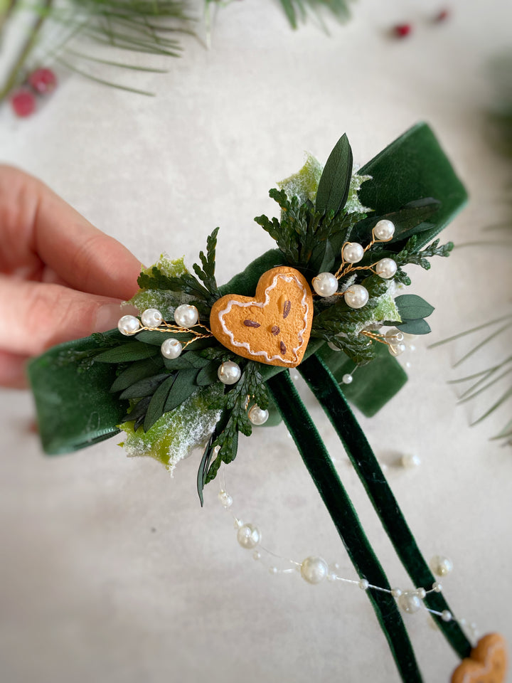 Green Christmas Hair Bow | Gingerbread Hearts and Optional Pearl Veil