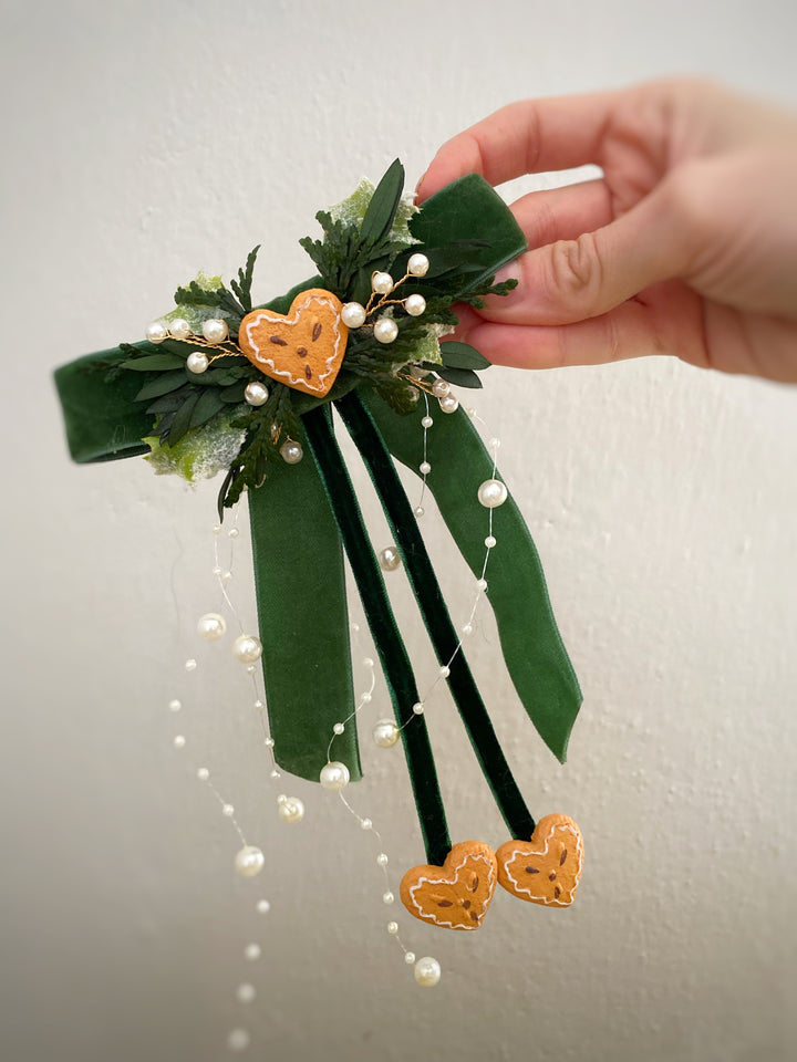 Green Christmas Hair Bow | Gingerbread Hearts and Optional Pearl Veil