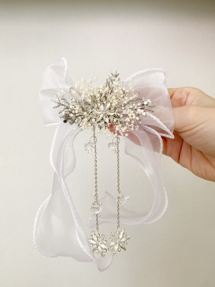 White Snowflake Hair Bow: Mom and Daughter Set | Winter Wedding and Christmas