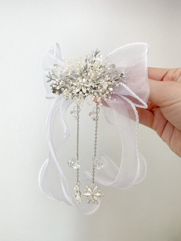 White Snowflake Hair Bow: Mom and Daughter Set | Winter Wedding and Christmas