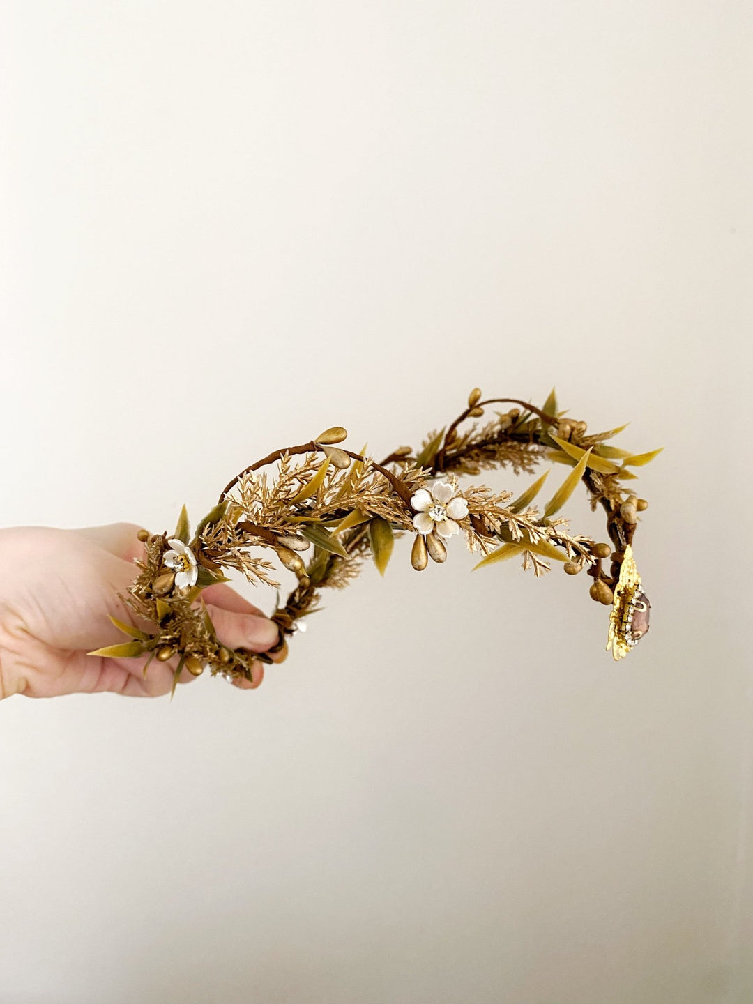 Golden Elven Bridal Tiara with Gemstone Pendant – Fantasy Wedding Headpiece – handmade floral hair accessory by magaela
