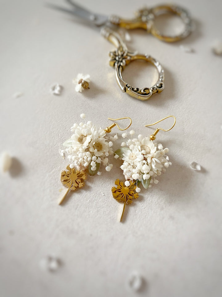 Delicate White Floral Earrings – Gypsophila and Ixodia Bridal Jewelry – handmade floral hair accessory by magaela