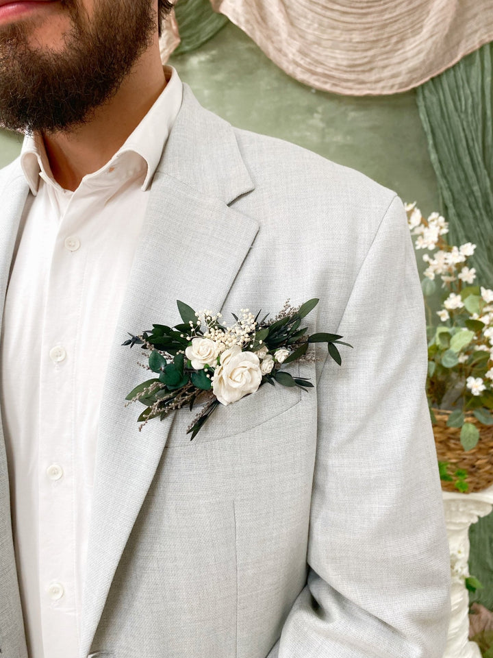 Green & White Pocket Boutonniere: Rustic Wedding Accessories – handmade floral hair accessory by magaela