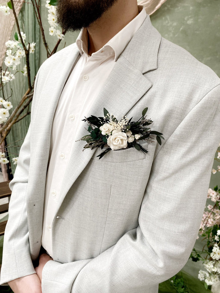 Green & White Pocket Boutonniere: Rustic Wedding Accessories – handmade floral hair accessory by magaela