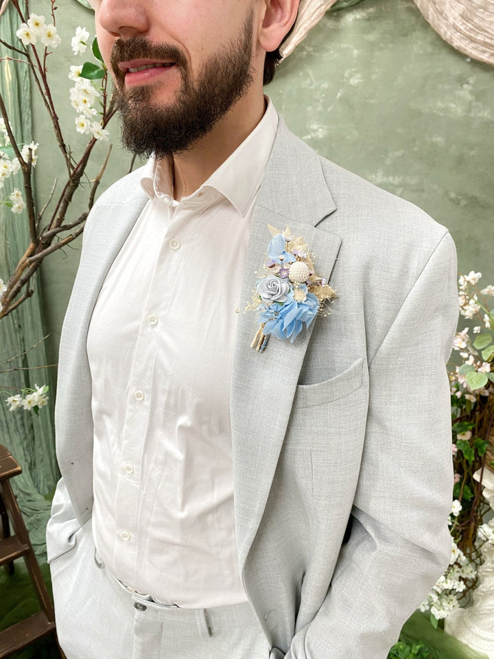 Baby Blue Hydrangea Boutonniere: Rustic Wedding Groomsmen Corsage – handmade floral hair accessory by magaela