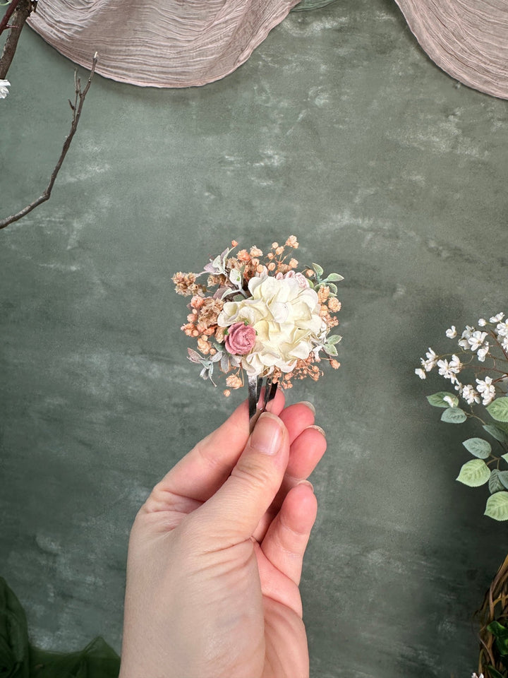 Floral Hair Clip with White/Pink Flowers and Preserved Gypsophila – handmade floral hair accessory by magaela